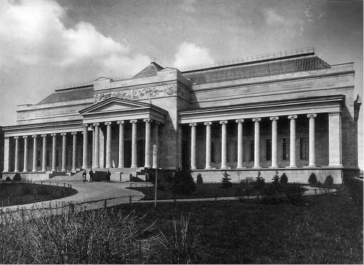 Музей изящных искусств имени императора Александра III перед открытием в 1912 году 