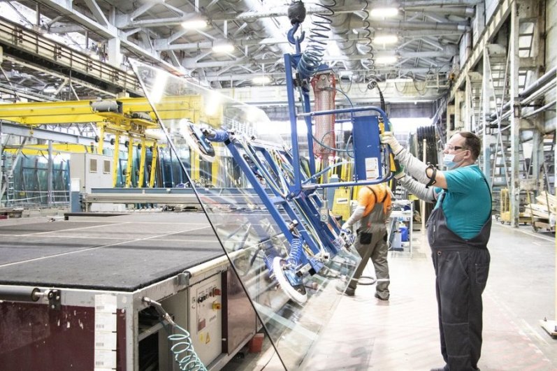 В Челябинске запустили производство 12-метровых стекол