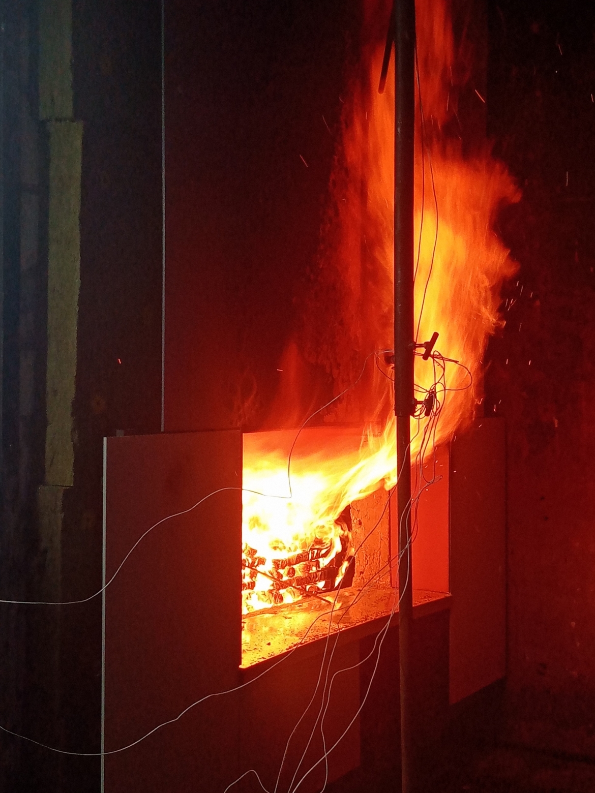 Фиброцементные плиты «Виколор» подтвердили пожаробезопасность и экологичность