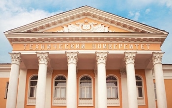 Здание университета